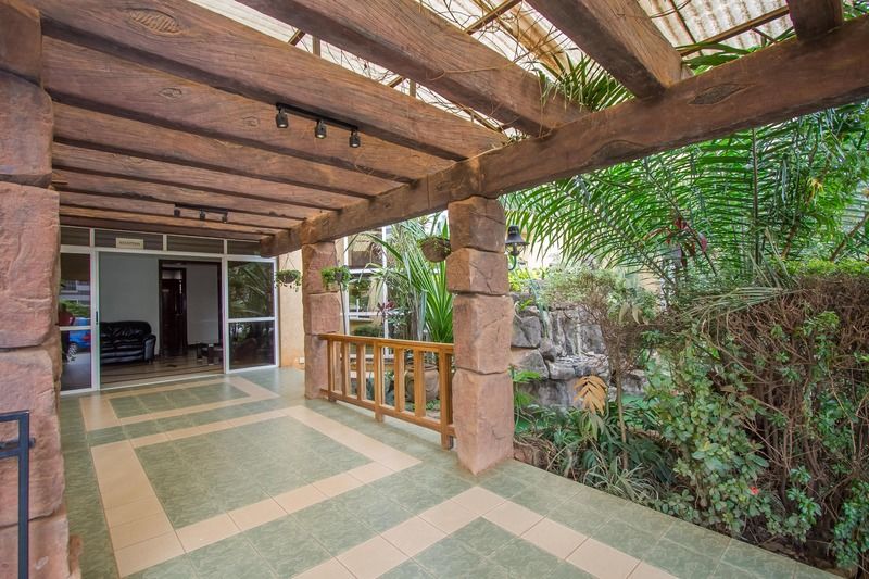 City Royal Resort Hotel Kyambogo  Εξωτερικό φωτογραφία