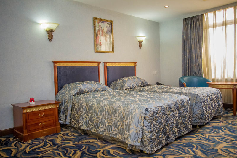 City Royal Resort Hotel Kyambogo  Εξωτερικό φωτογραφία