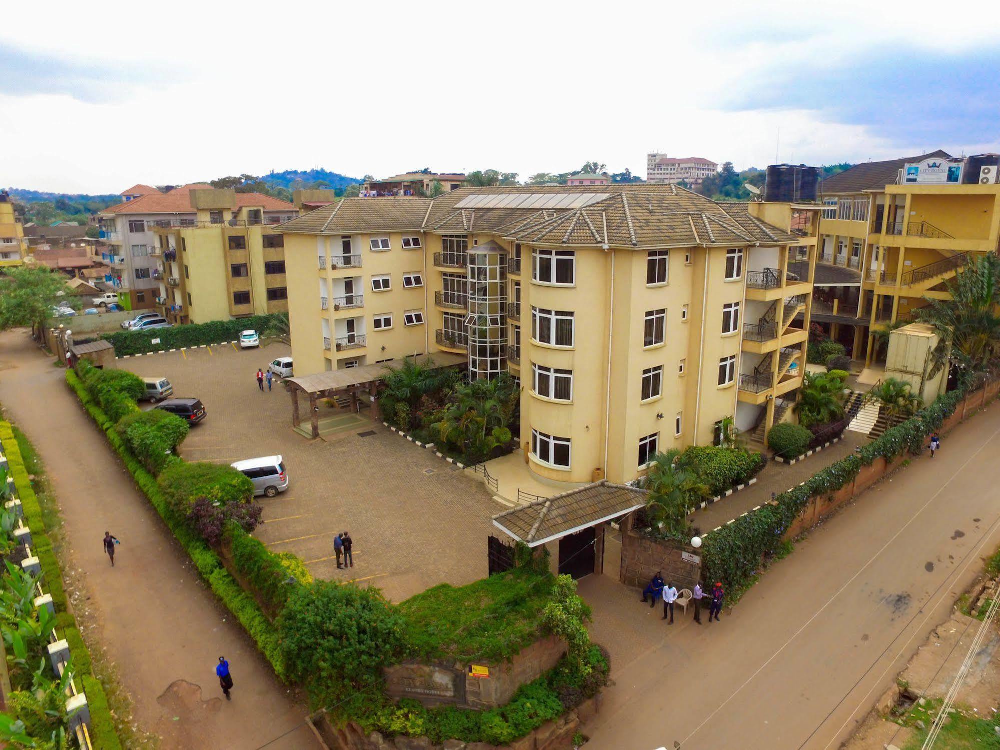 City Royal Resort Hotel Kyambogo  Εξωτερικό φωτογραφία