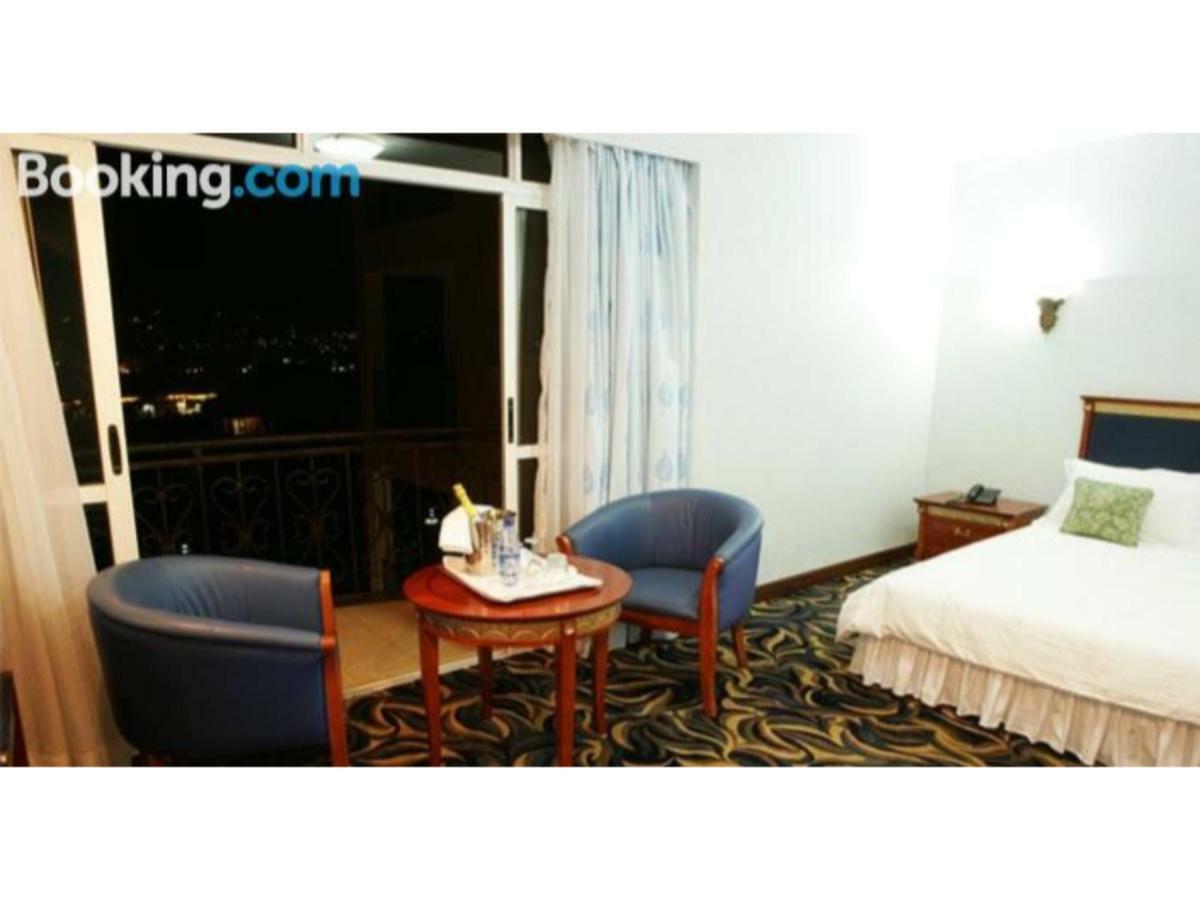 City Royal Resort Hotel Kyambogo  Εξωτερικό φωτογραφία